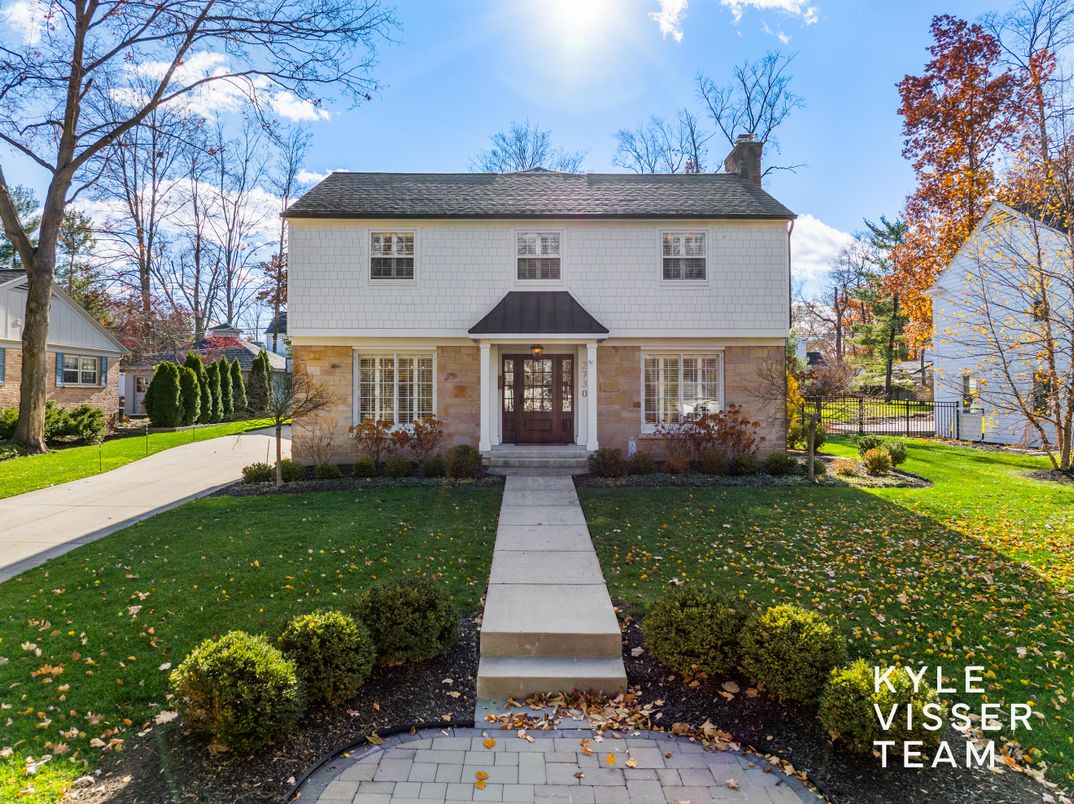 Exterior, Facade, Georgian