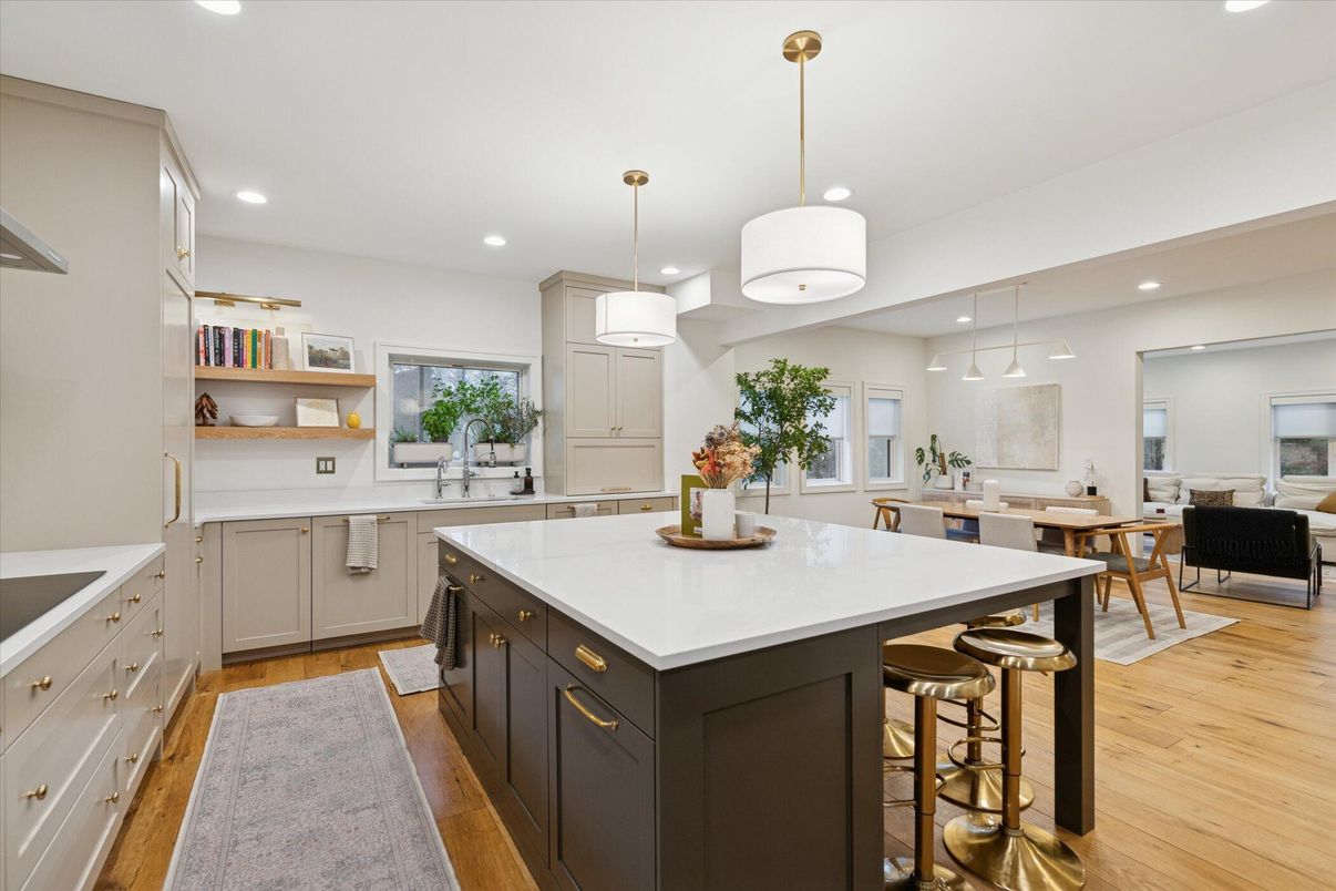 Dining room, Interior, Kitchen, Pendant Lights, Recessed Lighting, Wood Texture Flooring