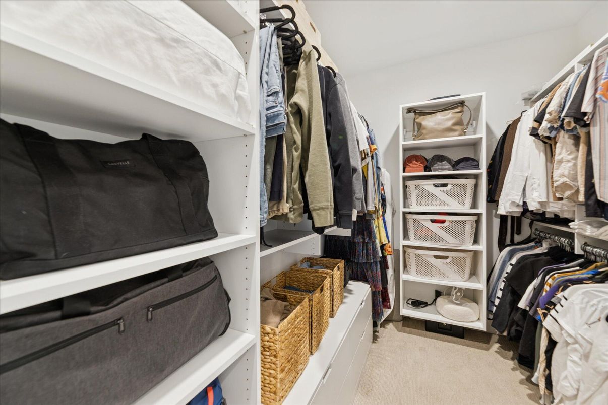 Interior, Walk-in Closets