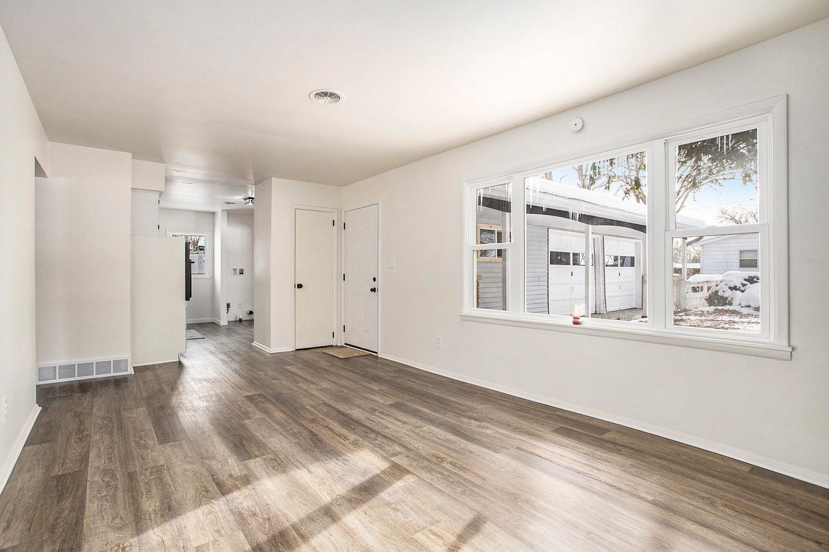 Empty room, Interior, Wood Texture Flooring