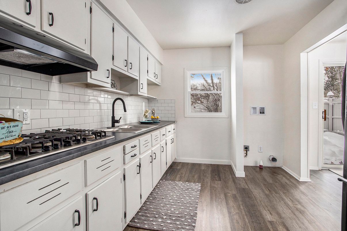 Interior, Kitchen, Wood Texture Flooring