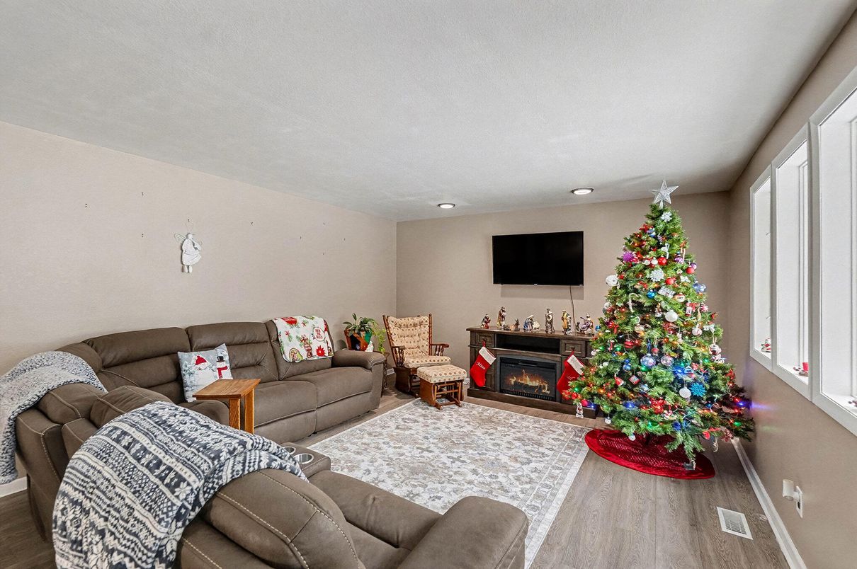 Fireplace, Interior, Living room, Recessed Lighting, Wood Texture Flooring