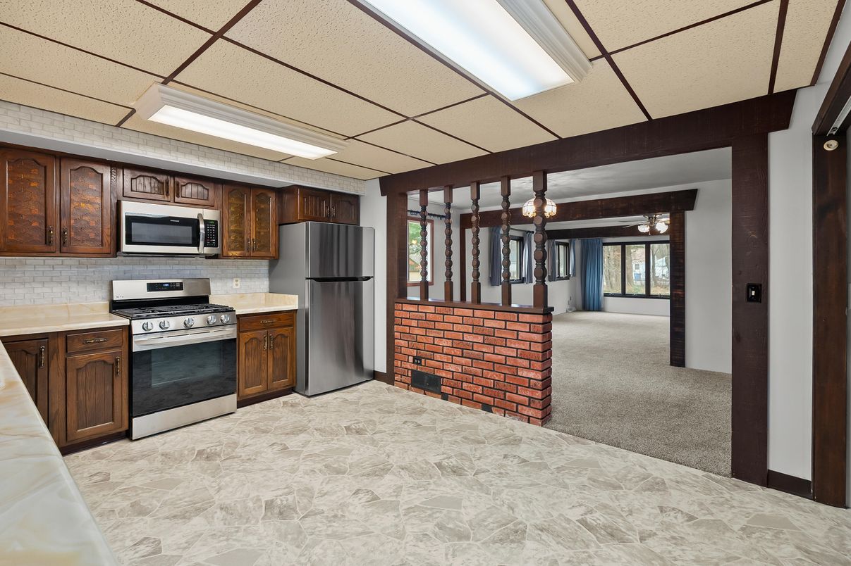 Interior, Kitchen, Stainless Steel Appliances