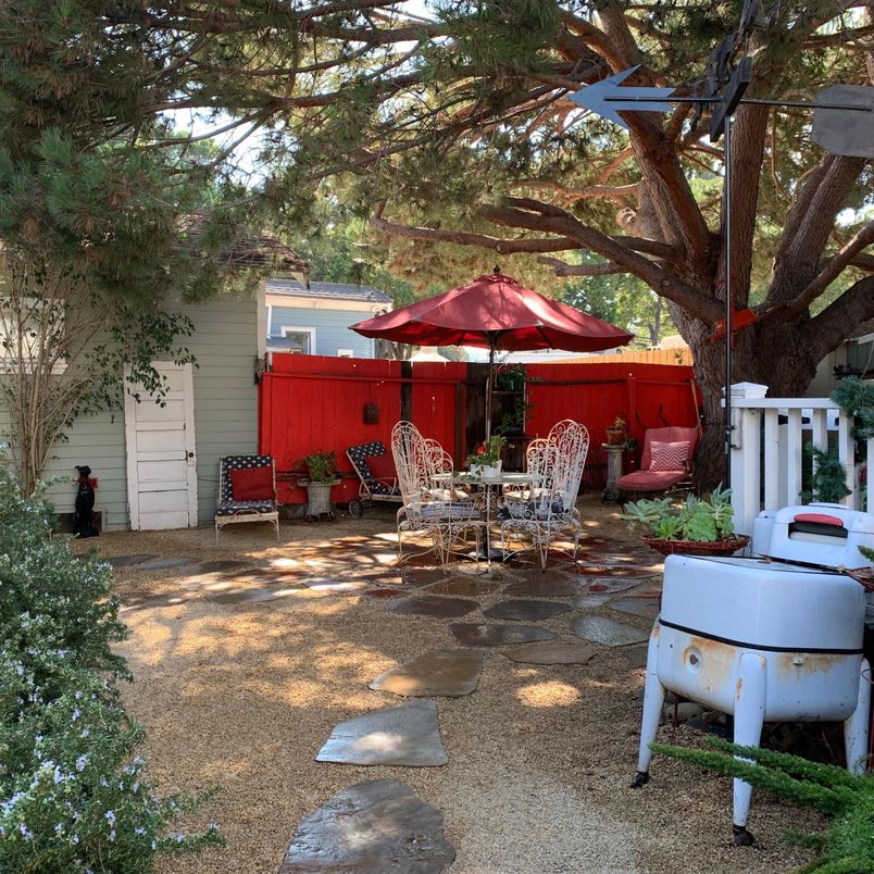 Backyard, Exterior
