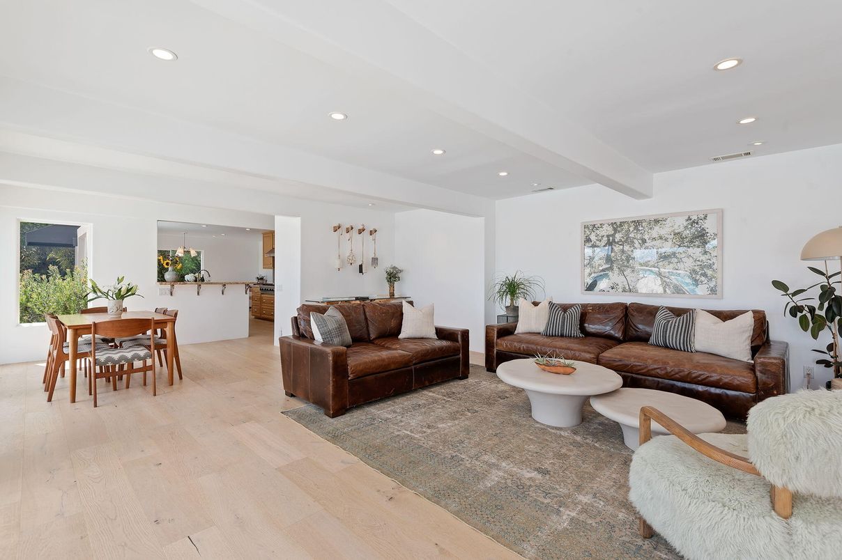 Dining room, Interior, Living room, Recessed Lighting, Wood Texture Flooring