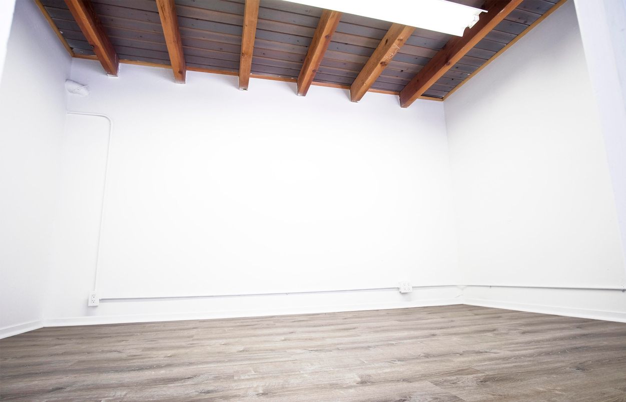 Empty room, Interior, Wooden Beams, Wooden Ceilings, Wood Texture Flooring