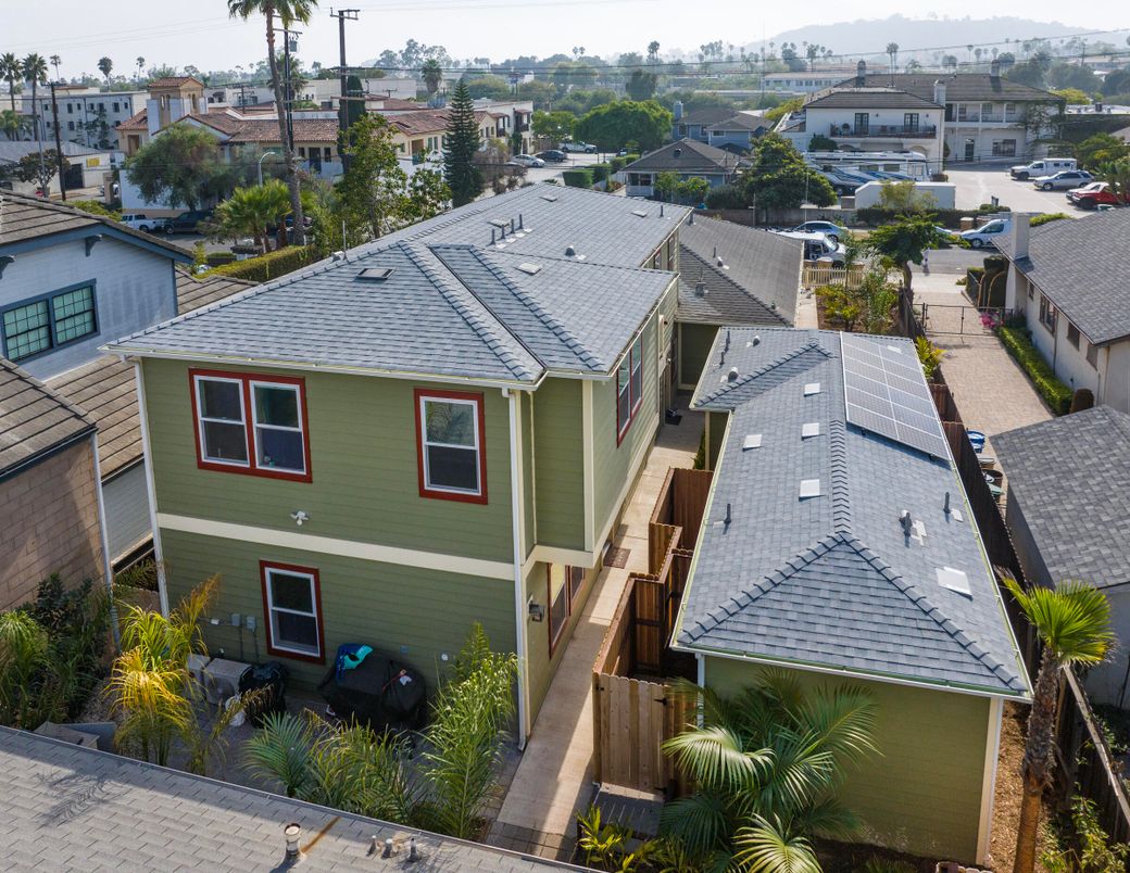 Exterior, Drone