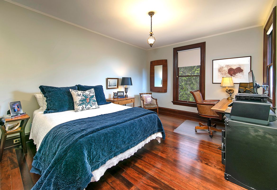 Bedroom, Home Office, Interior, Pendant Lights, Wood Texture Flooring