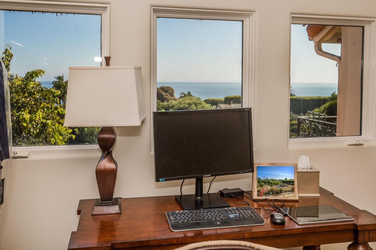 Home Office, Interior, Water