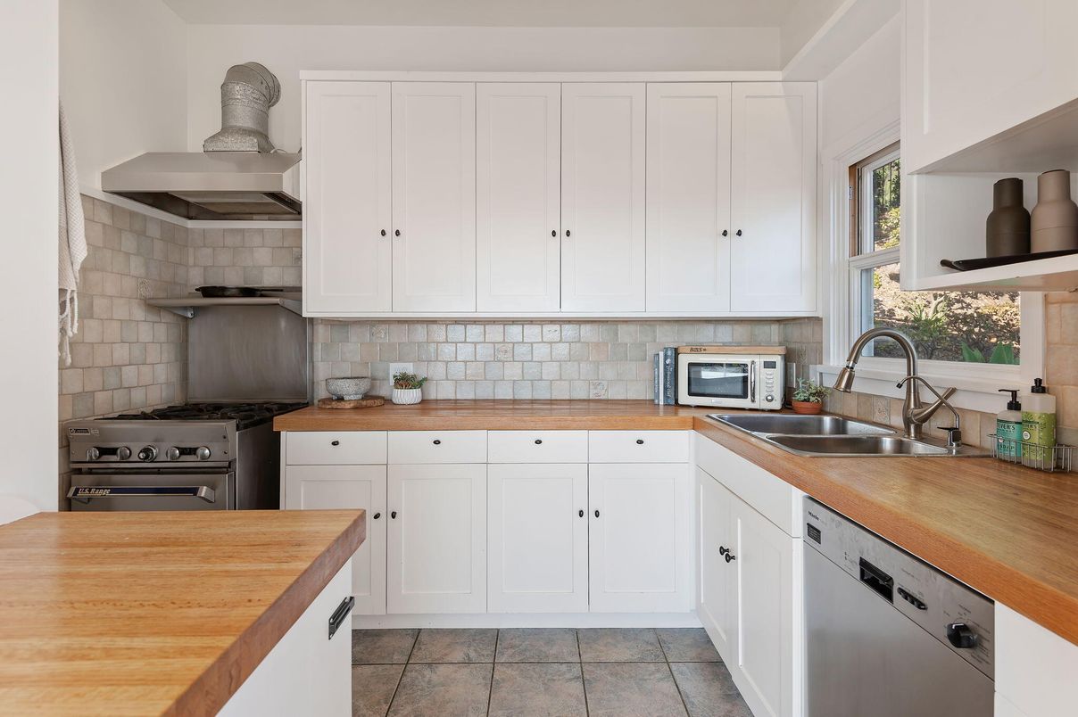 Interior, Kitchen, Stainless Steel Appliances