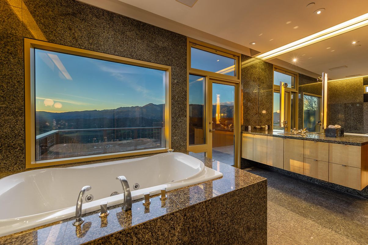Bathroom, Dual Sink Vanities, Free Standing Baths, Interior, Recessed Lighting