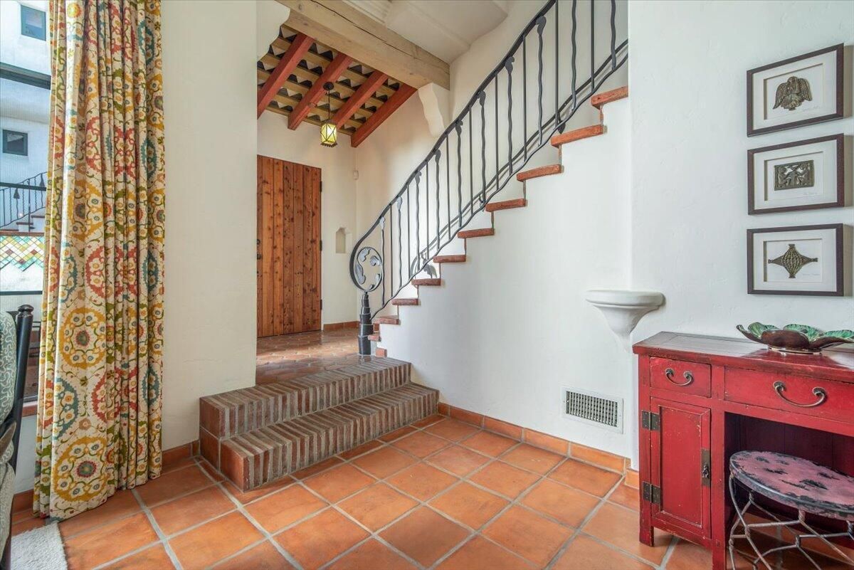 Interior, Wooden Beams