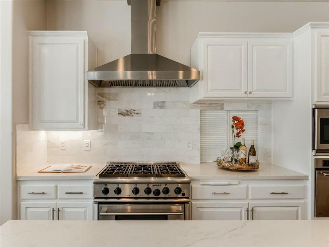 Interior, Kitchen, Stainless Steel Appliances