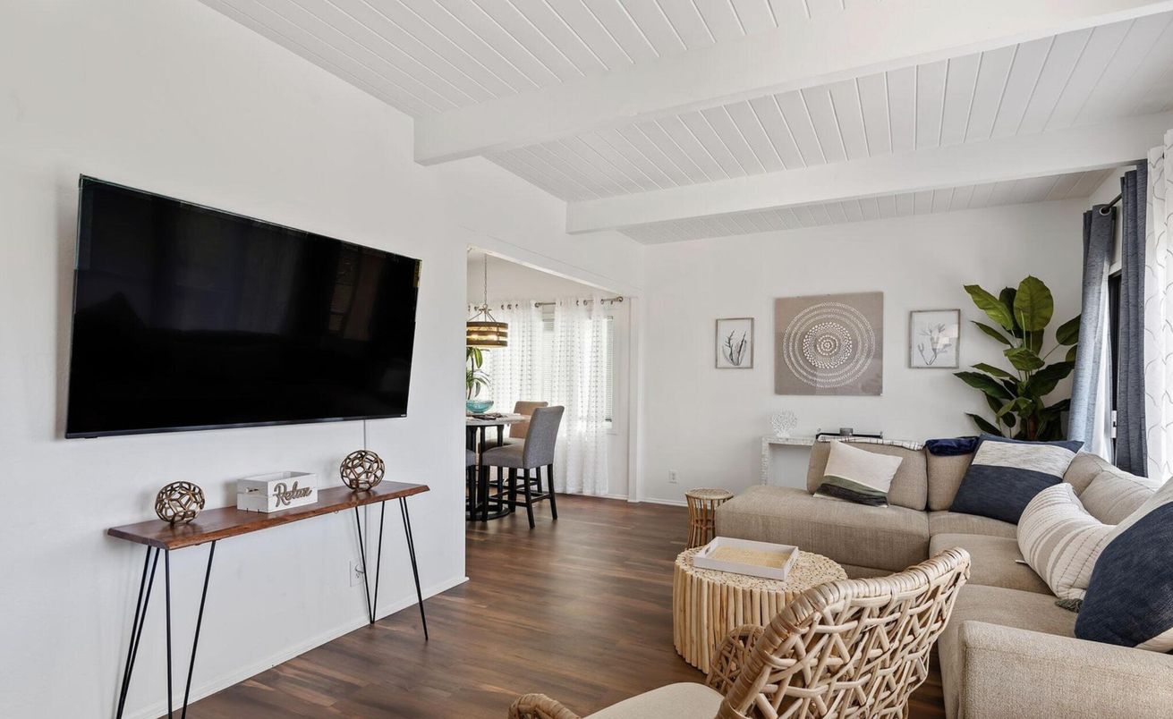 Dining room, Interior, Living room, Wood Texture Flooring