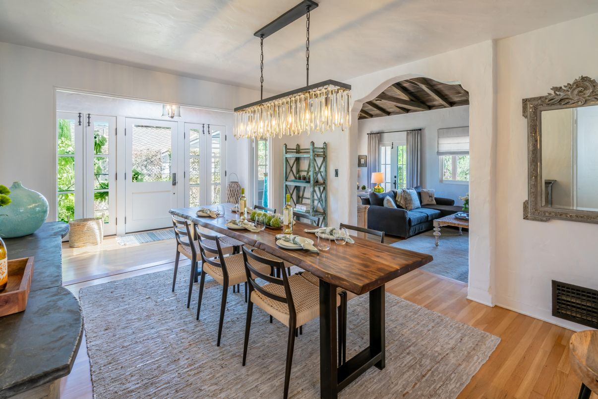 Chandelier, Dining room, Interior, Living room, Wood Texture Flooring