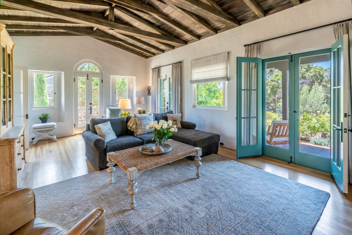 Interior, Living room, Wooden Beams, Wooden Ceilings, Wood Texture Flooring