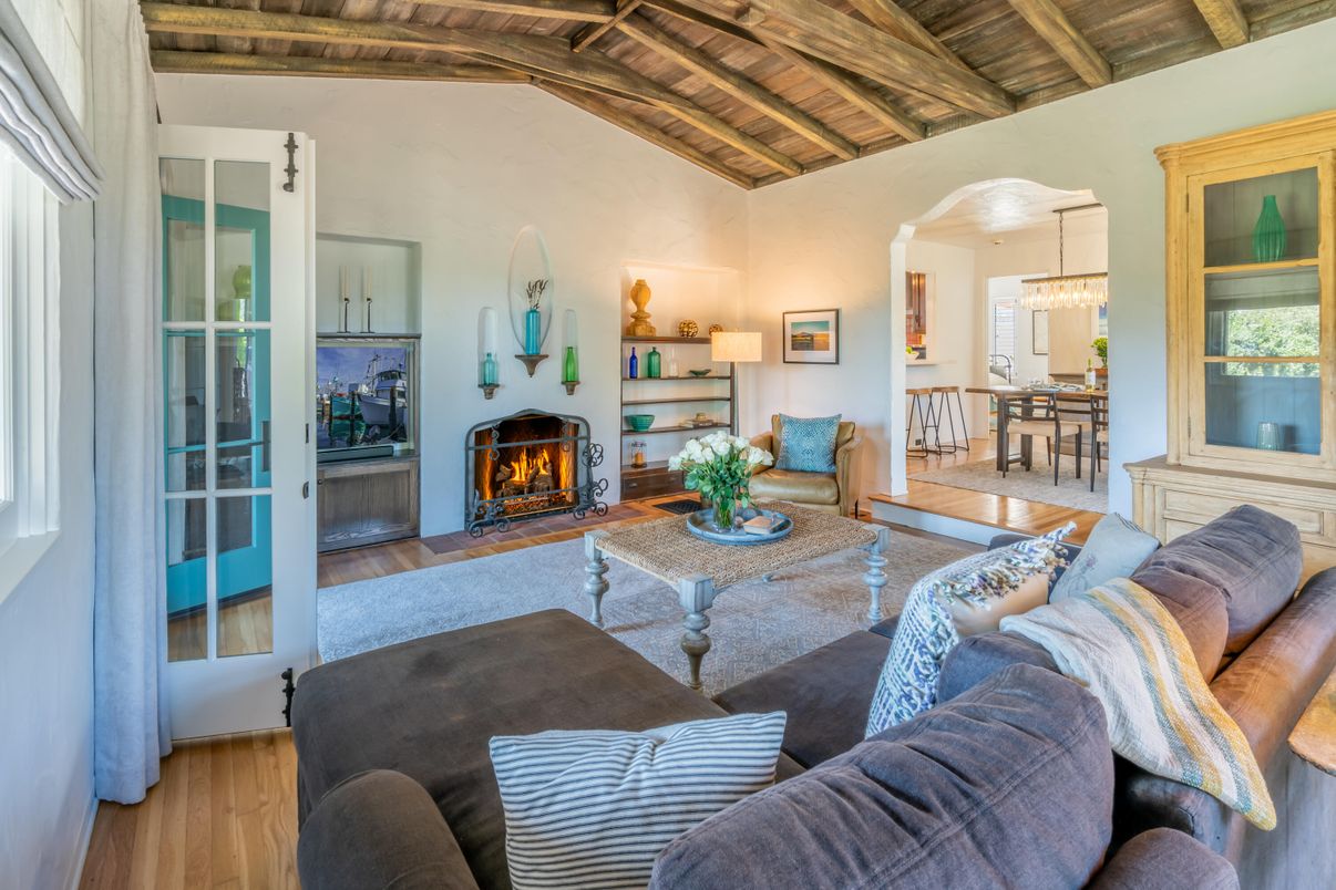 Chandelier, Dining room, Fireplace, Interior, Living room, Pendant Lights, Wooden Beams, Wooden Ceilings, Wood Texture Flooring
