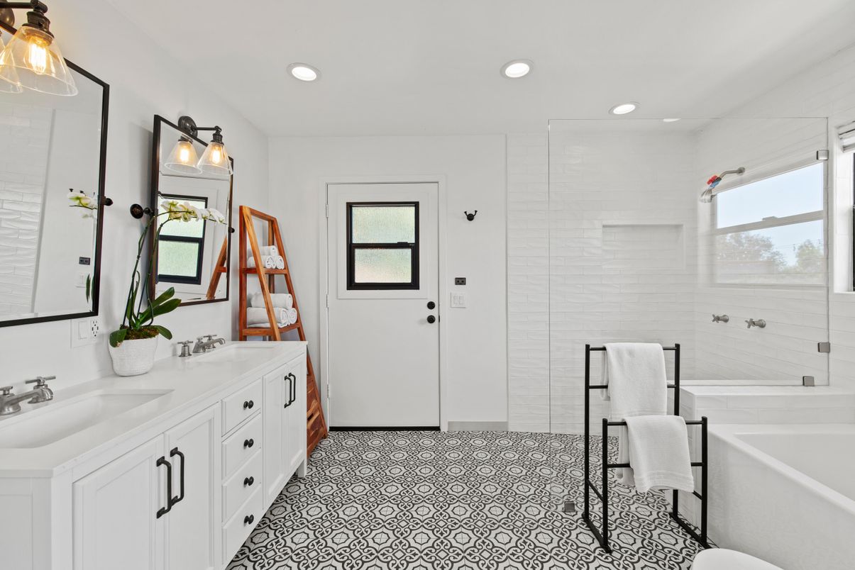 Bathroom, Dual Sink Vanities, Glass Shower, Interior, Recessed Lighting