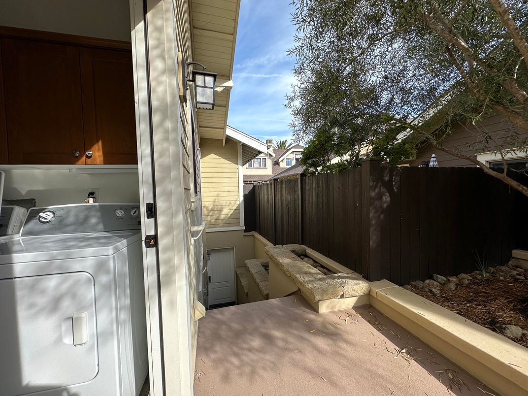 Exterior, Washer