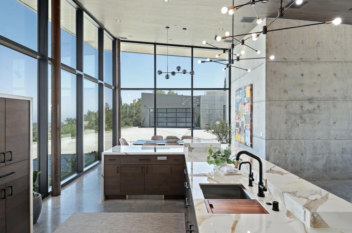 Interior, Pendant Lights, Recessed Lighting, Wood Texture Flooring