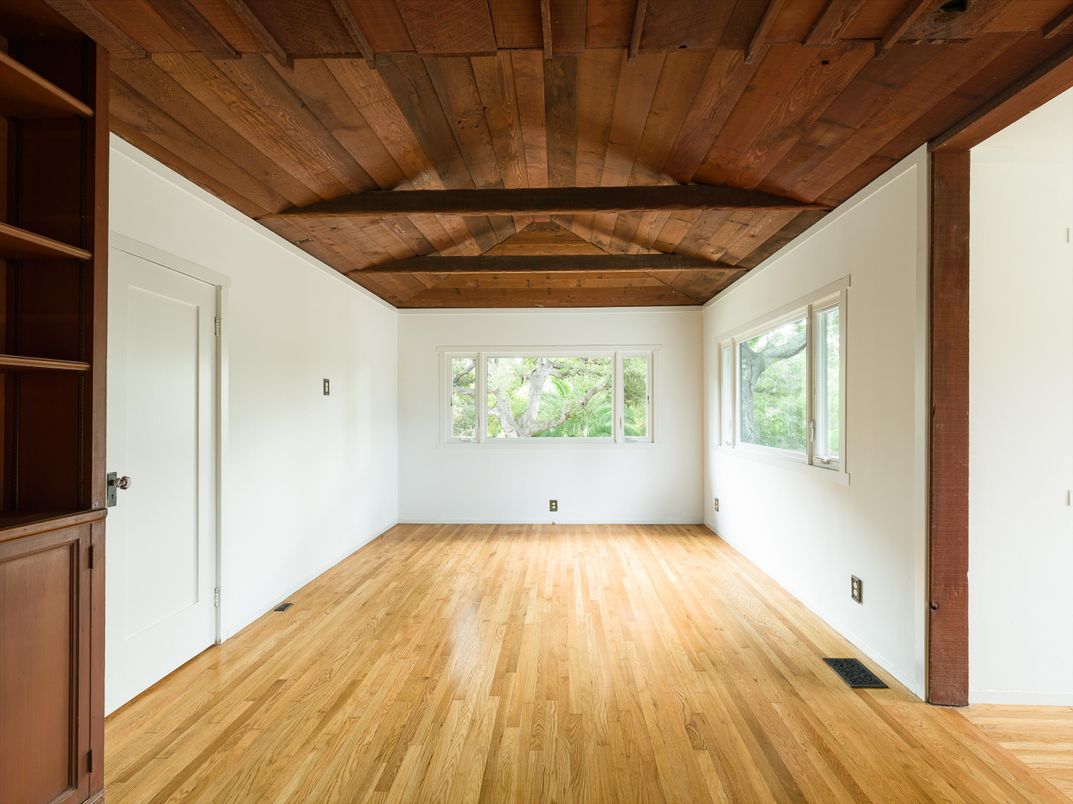 Empty room, Interior, Wooden Beams, Wooden Ceilings, Wood Texture Flooring