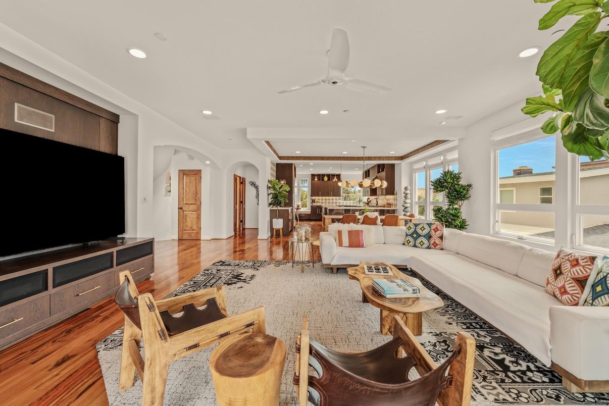 Dining room, Interior, Kitchen, Living room, Recessed Lighting, Wood Texture Flooring