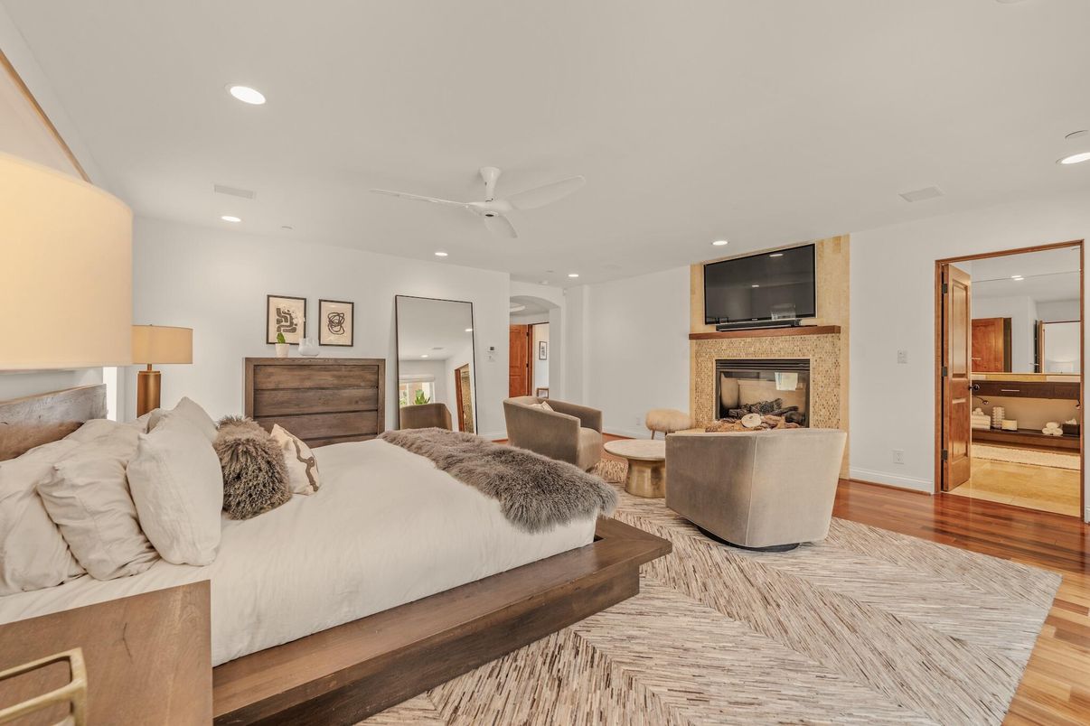 Bedroom, Fireplace, Interior, Recessed Lighting, Wood Texture Flooring