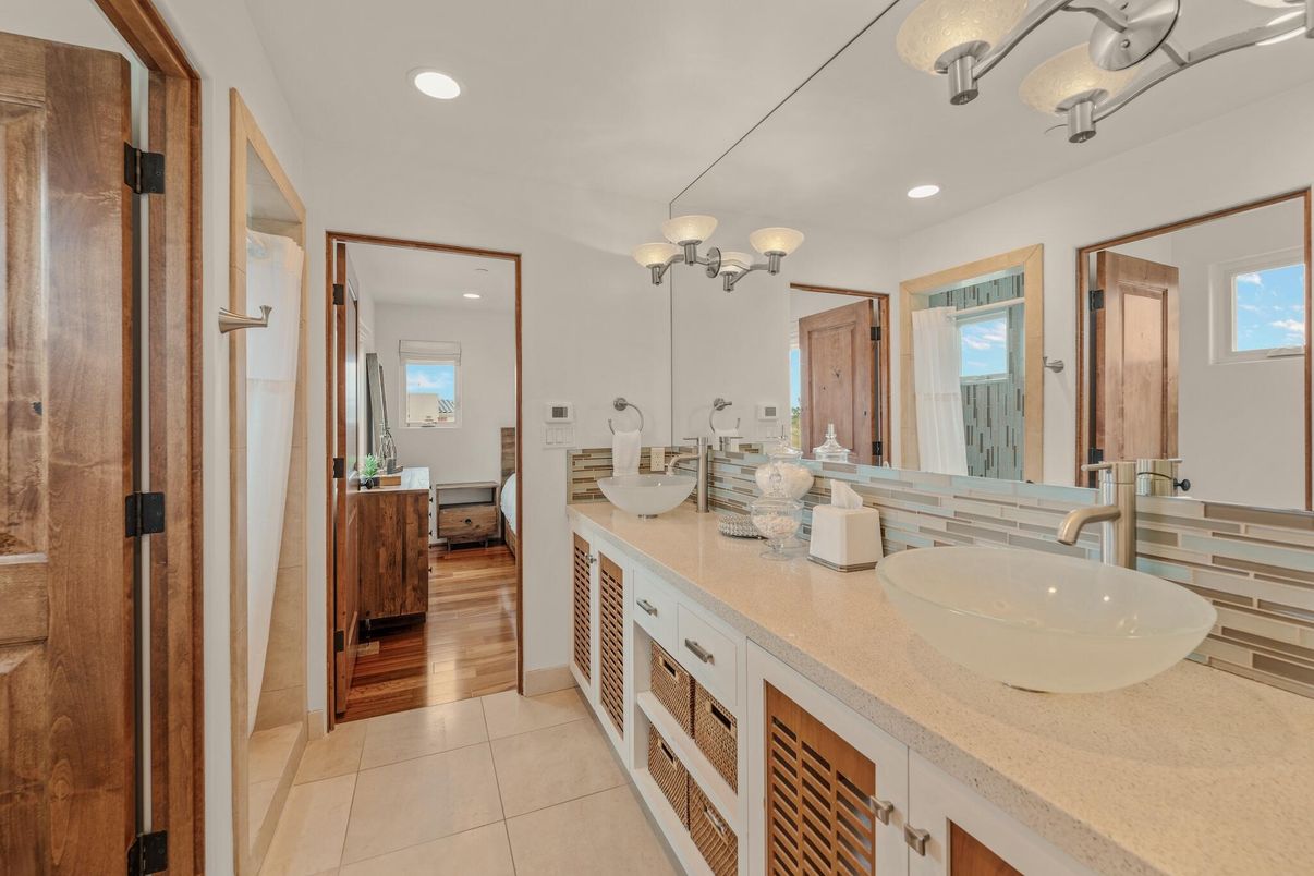 Bathroom, Dual Sink Vanities, Interior, Recessed Lighting, Wood Texture Flooring