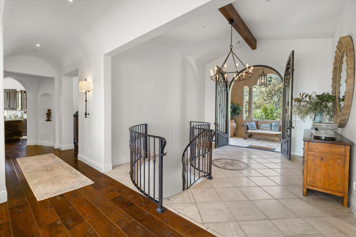 Chandelier, Interior, Recessed Lighting, Wooden Beams, Wood Texture Flooring