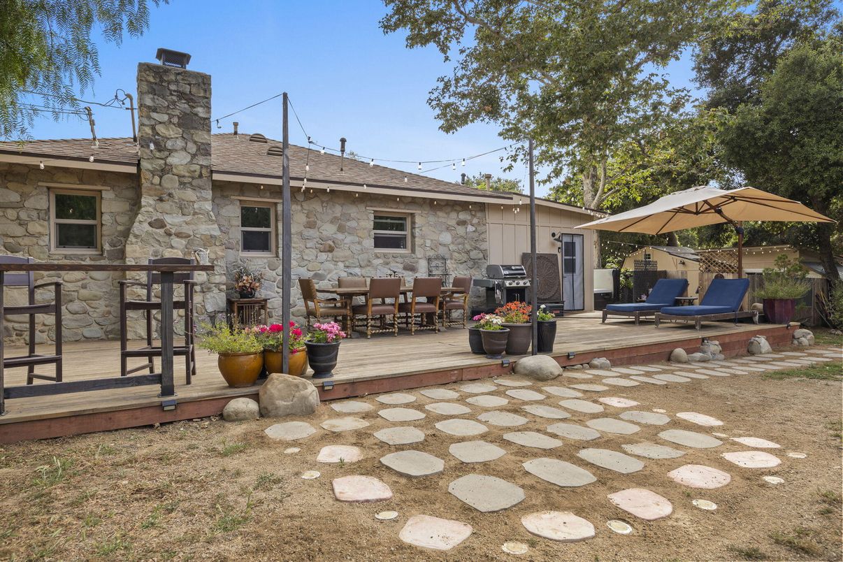 Backyard, Exterior