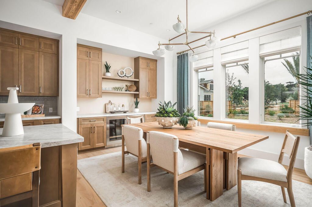 Dining room, Interior, Kitchen, Pendant Lights, Recessed Lighting, Wood Texture Flooring