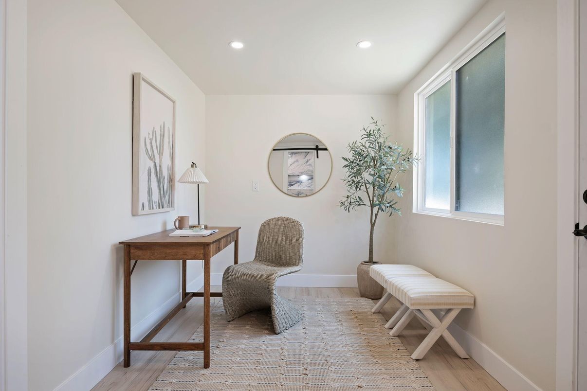 Home Office, Interior, Recessed Lighting, Wood Texture Flooring