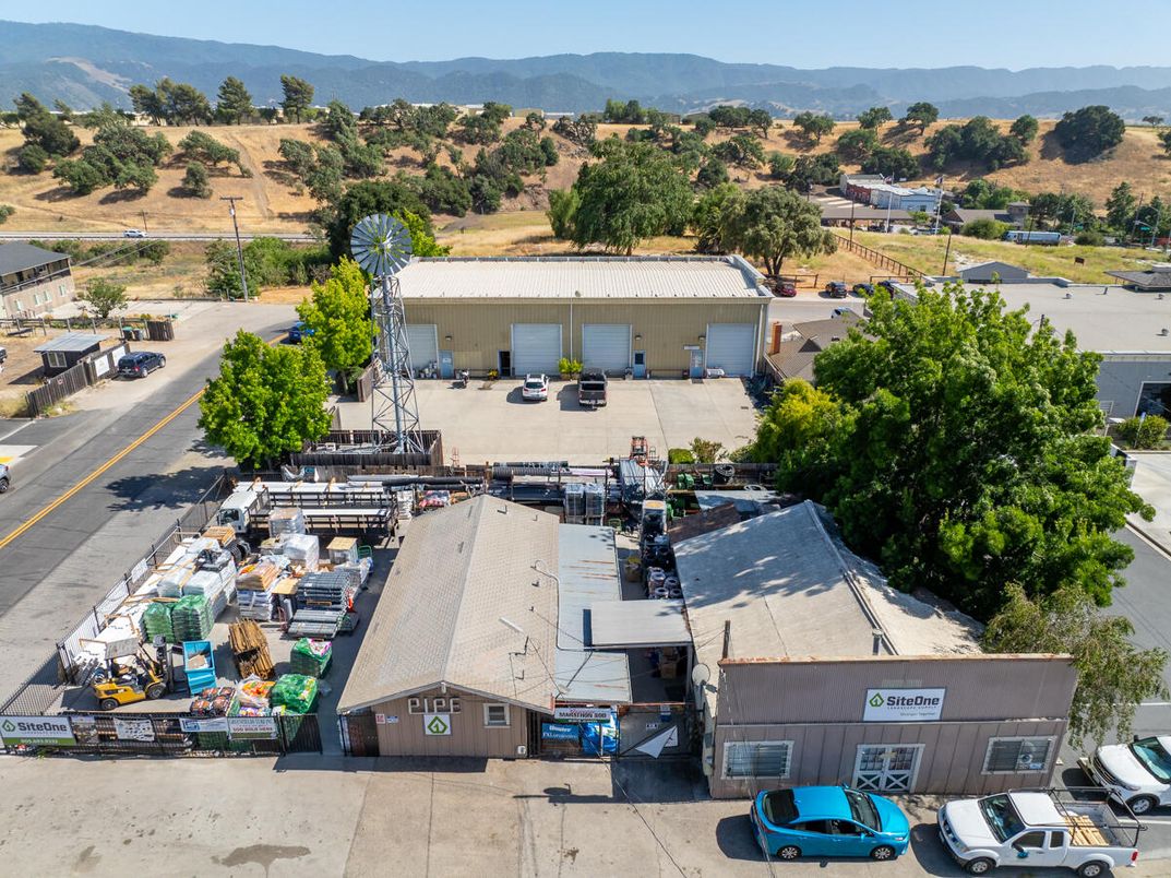 Exterior, Drone
