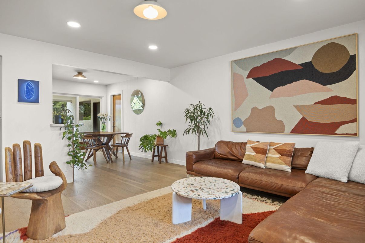 Dining room, Interior, Living room, Recessed Lighting, Wood Texture Flooring