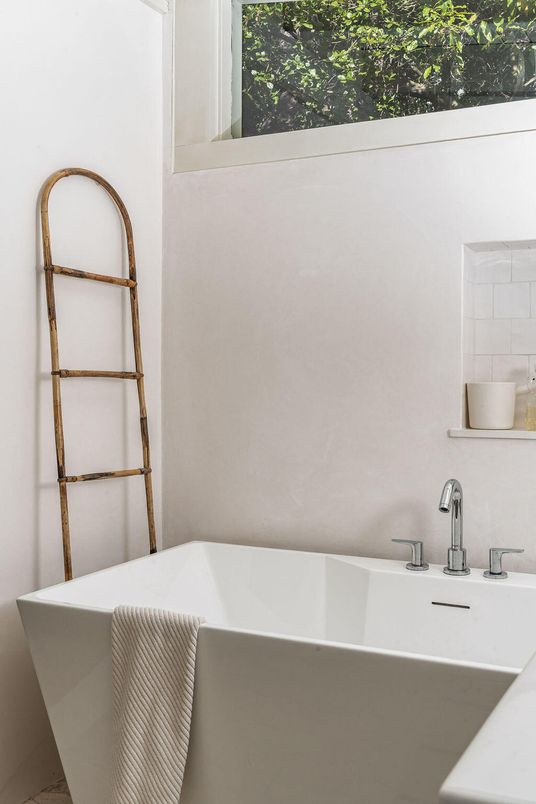 Bathroom, Free Standing Baths, Interior