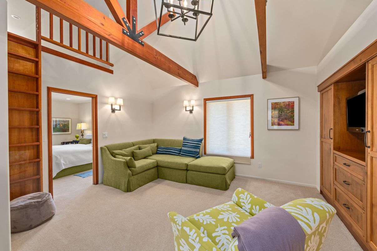 Bedroom, Interior, Pendant Lights, Wooden Beams