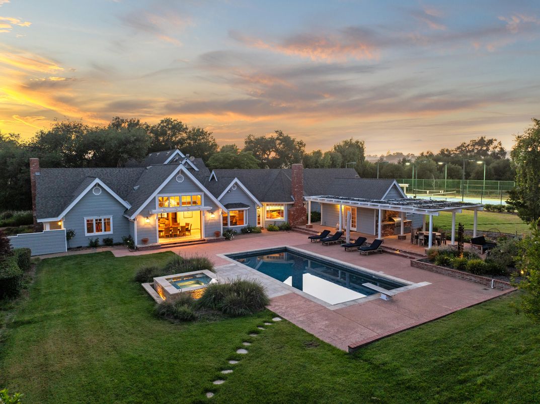 Backyard, Exterior, Pool