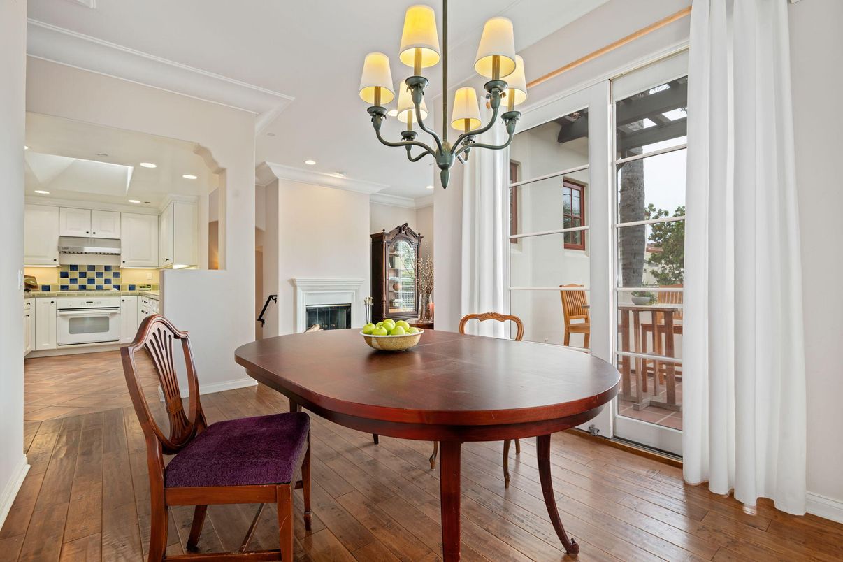 Chandelier, Dining room, Fireplace, Interior, Kitchen, Recessed Lighting, Wood Texture Flooring
