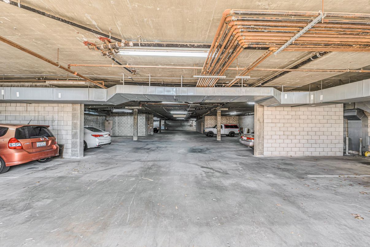 Garage, Interior, Stone Walls