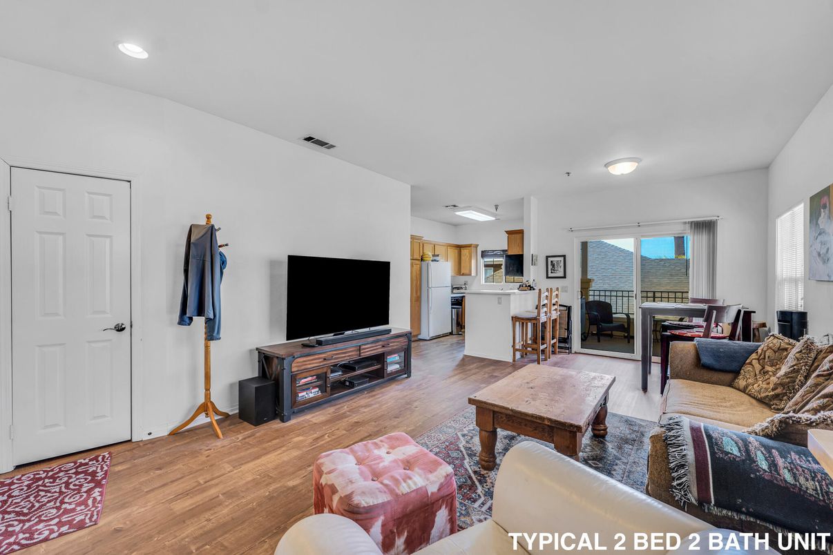Dining room, Interior, Kitchen, Living room, Recessed Lighting, Wood Texture Flooring