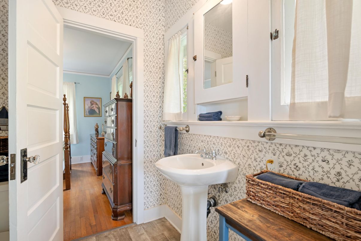 Bathroom, Interior, Wood Texture Flooring