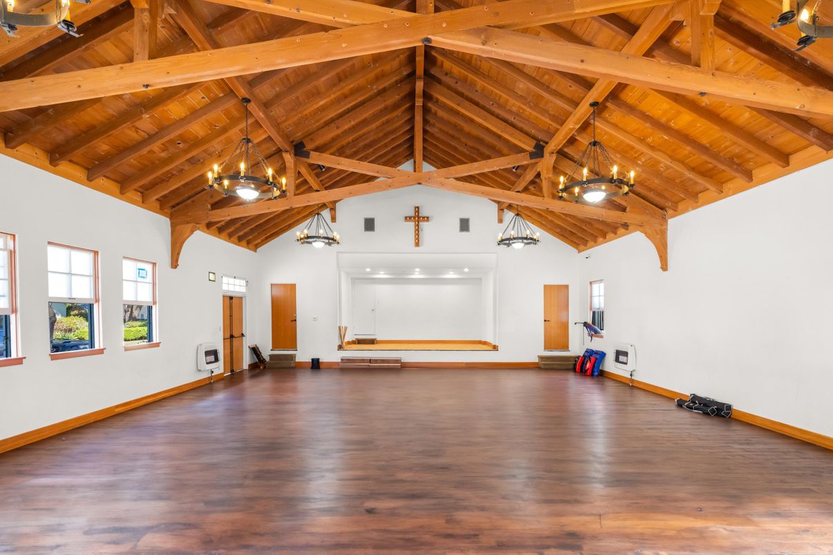 Chandelier, Empty room, Interior, Pendant Lights, Wooden Beams, Wooden Ceilings, Wood Texture Flooring