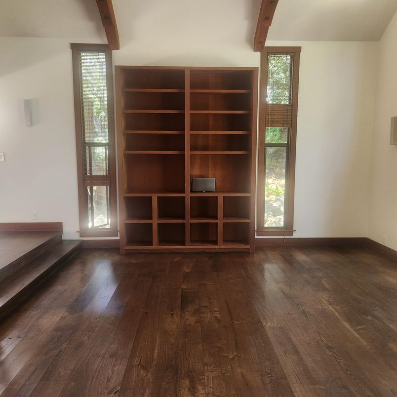 Empty room, Interior, Wooden Beams, Wood Texture Flooring