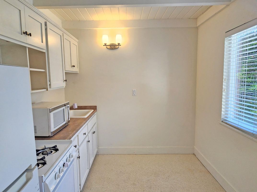 Empty room, Interior, Kitchen