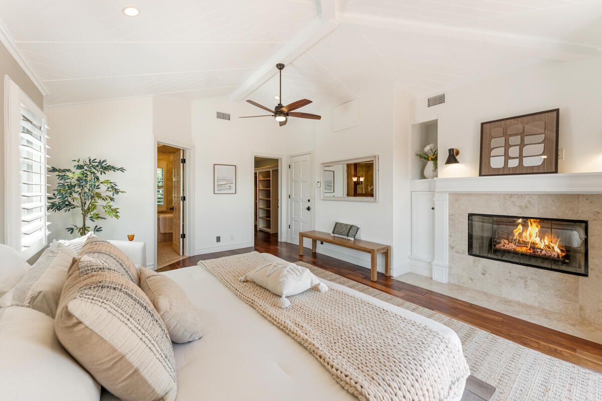 Bedroom, Fireplace, Interior, Recessed Lighting, Wood Texture Flooring