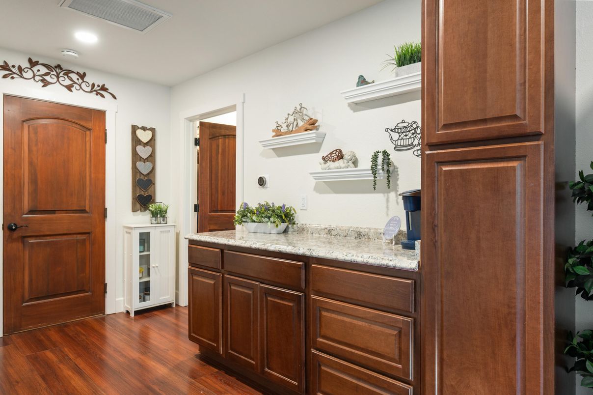 Interior, Recessed Lighting, Wood Texture Flooring