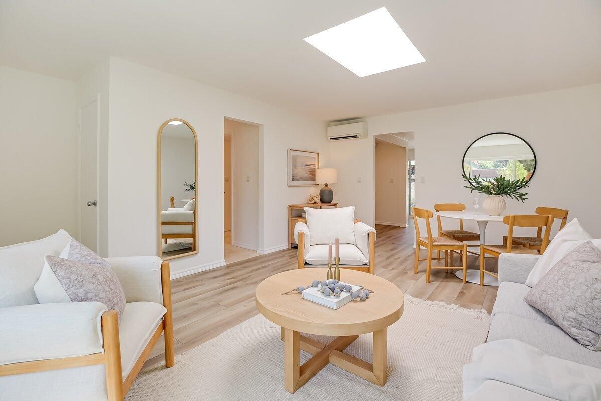Dining room, Interior, Living room, Wood Texture Flooring