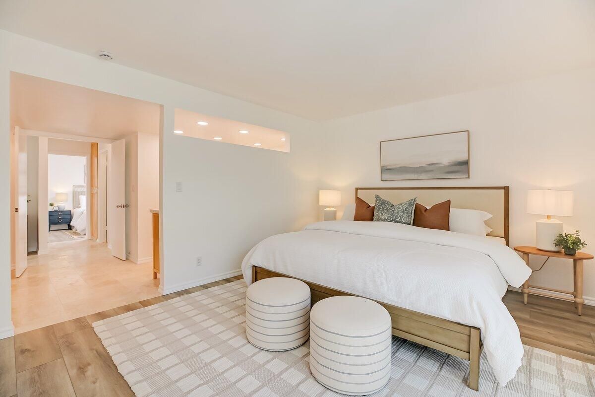 Bedroom, Interior, Recessed Lighting, Wood Texture Flooring