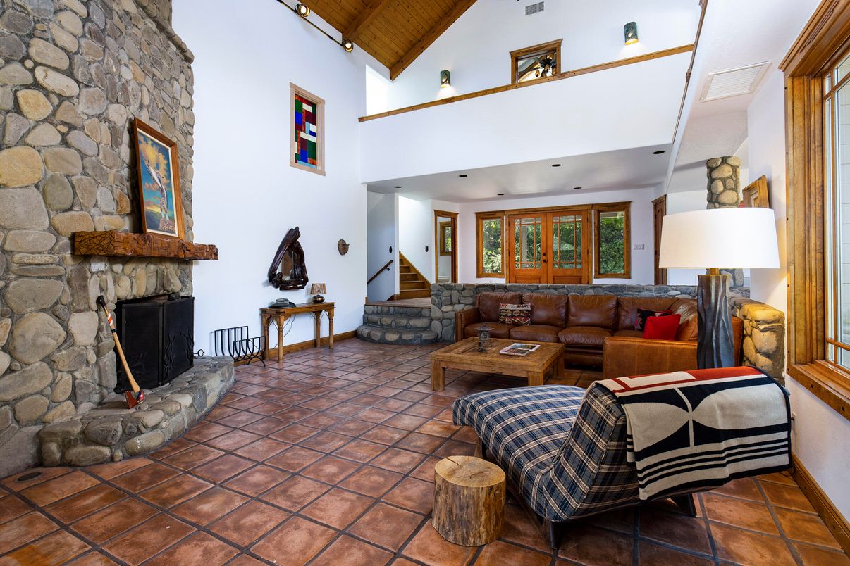 Fireplace, Interior, Living room, Recessed Lighting, Stone Walls