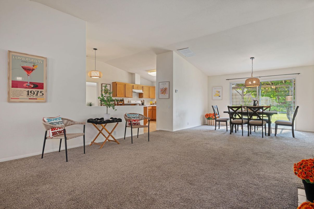 Dining room, Interior, Kitchen, Pendant Lights